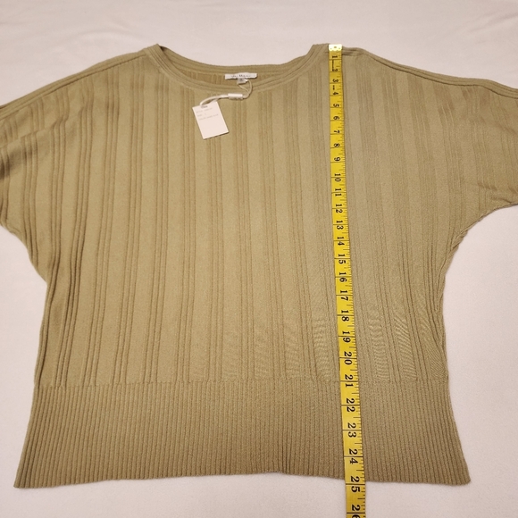 Vila Milano Olive Dilman Sleeve Sweater NWT - Picture 8 of 11